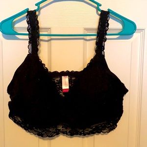 Black No Boundaries Bralette